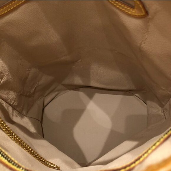 Louis Vuitton Brown and Tan Monogram Bucket GM Tote - Picture 9 of 13